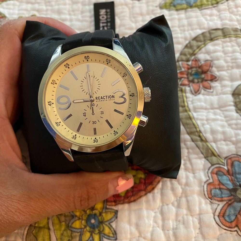 Kenneth Cole Reaction watch